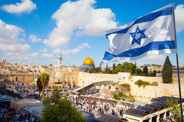 ISRAEL - THE MIRACLE IN THE DESERT